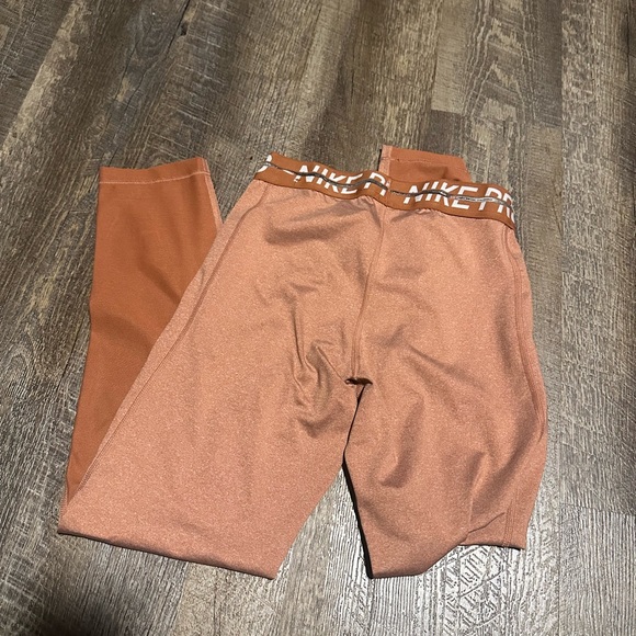 Nike pro workout leggings - Picture 3 of 5